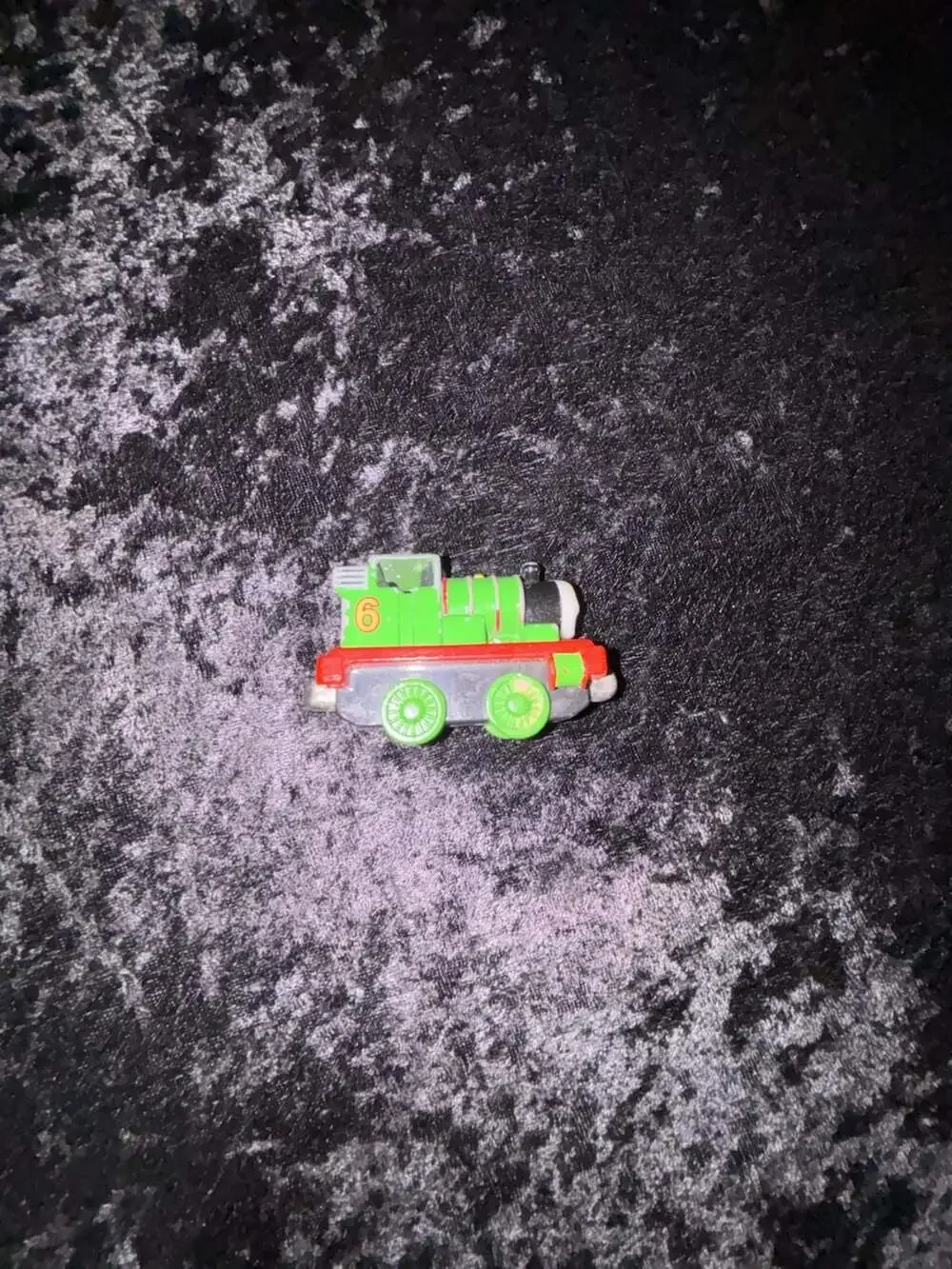 Thomas & Friends Take-n-Play Coal Dust Percy Metal Diecast Train Engine #6